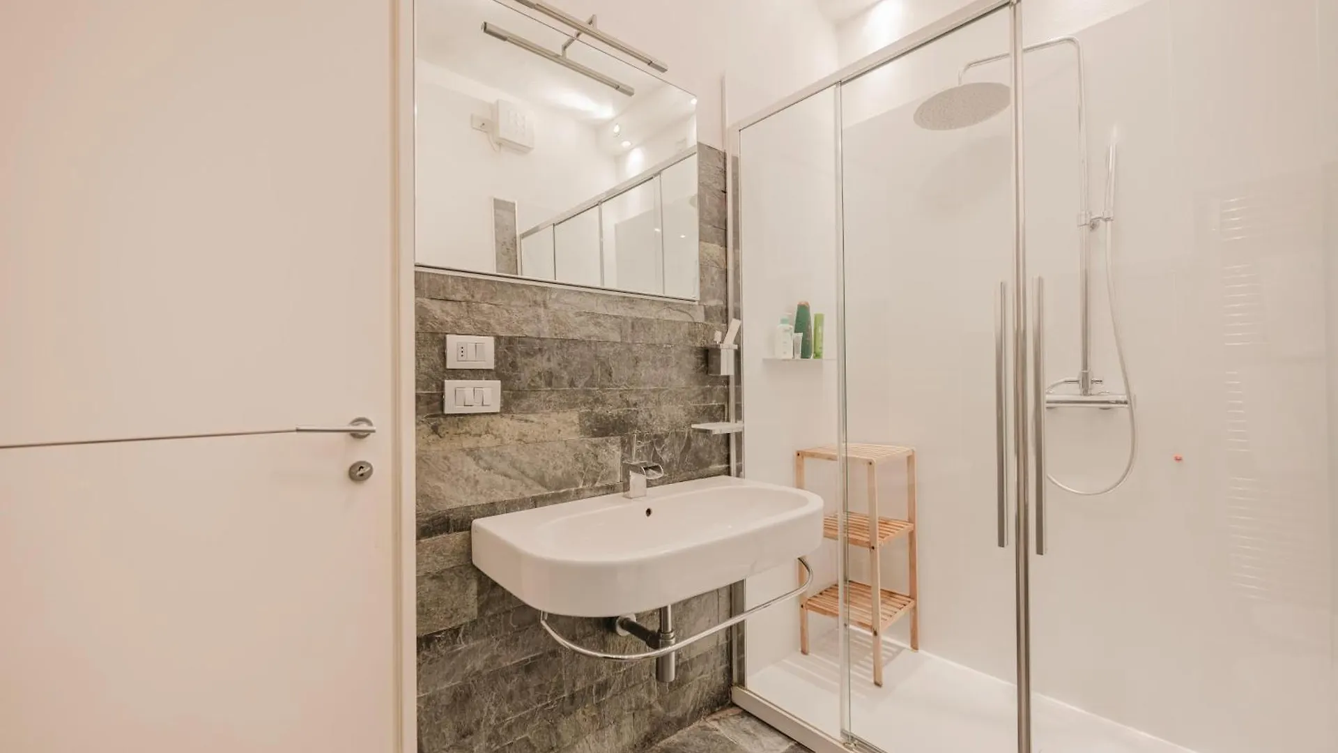 Train Station Apartment Padova Italy